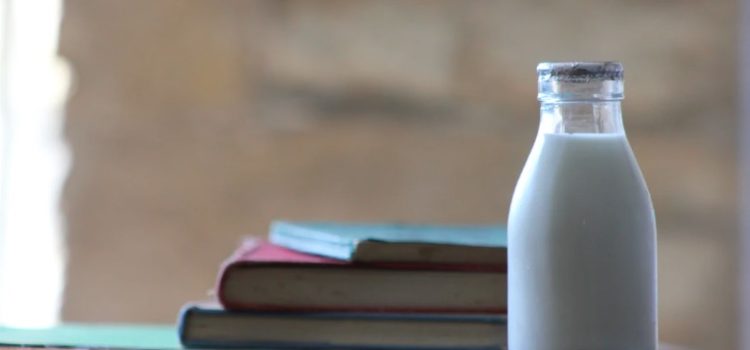 Does Milk Cause Cancer? There’s a Link – Here’s the Research
