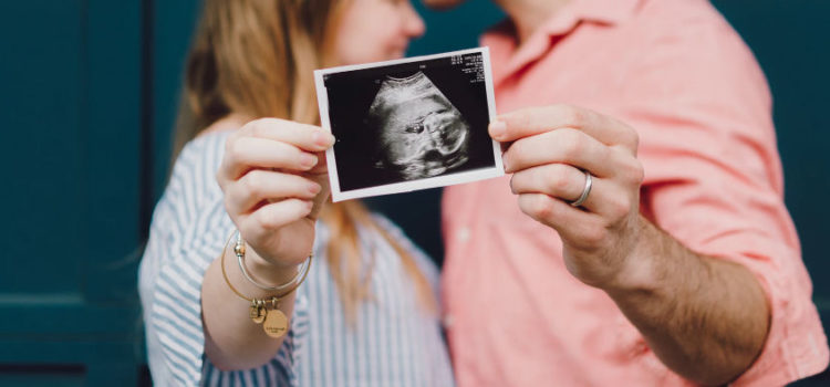 Cell-Free Fetal DNA Test: Very Accurate, Low Risk Cell-Free Fetal DNA Test: Very Accurate, Low Risk