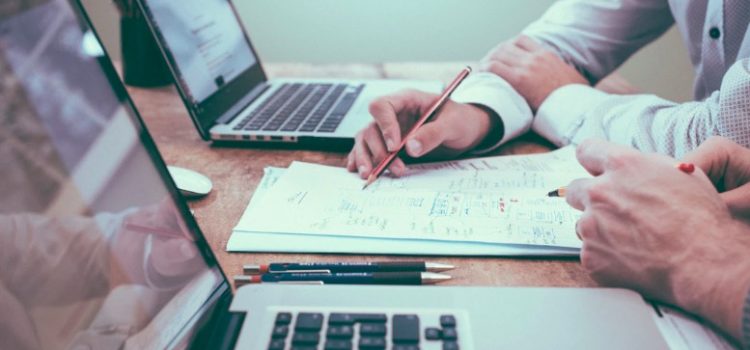 Non-Scalable: What It Means, Its Effect on Your Job + Pay Non-Scalable: What It Means, Its Effect on Your Job + Pay