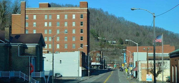 Appalachia’s Poverty—Welfare Can’t Save these Hillbilly Towns