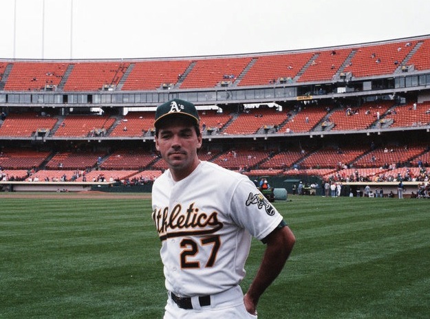 Billy Beane’s Baseball Career: A Star Burns Out | Shortform Books