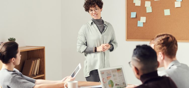 Prompting Questions: When and Why You Need Them Prompting Questions: When and Why You Need Them