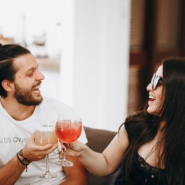 Why Men Should Avoid Monogamous Dating Until Their 30s