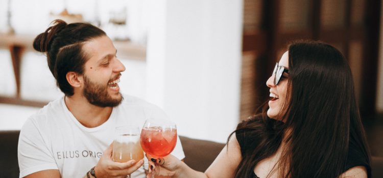 How to Manipulate Someone Into Liking You How to Manipulate Someone Into Liking You