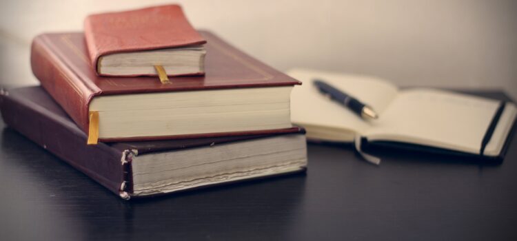 How to Write a Critical Essay: Tips for Students How to Write a Critical Essay: Tips for Students