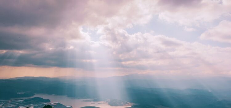 Was Jesus Divine? Here’s How We Know Was Jesus Divine? Here’s How We Know