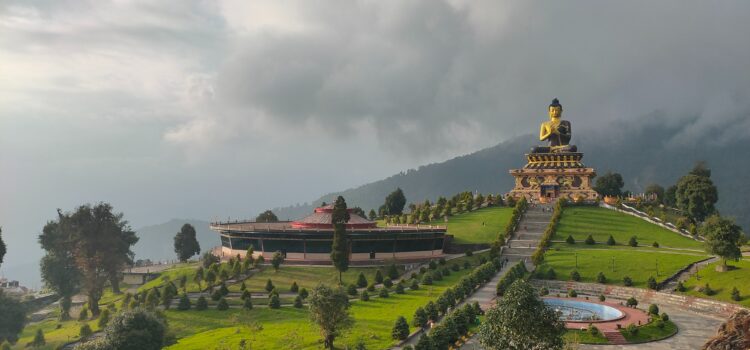 Eat Pray Love: Ashram Proves a Rewarding Challenge Eat Pray Love: Ashram Proves a Rewarding Challenge