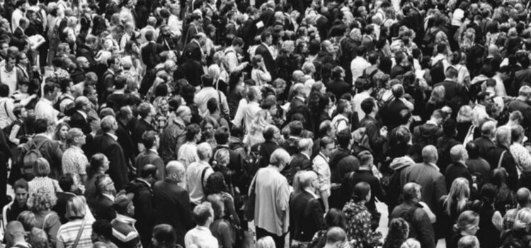 Groupthink Psychology: The Wisdom of the Crowd