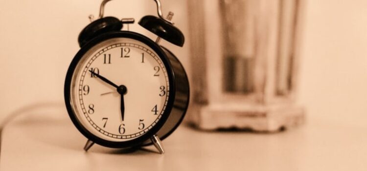 What Is the 5 AM Club? The Path to Self-Mastery What Is the 5 AM Club? The Path to Self-Mastery