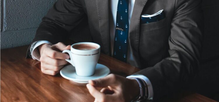 Becoming a Successful Salesman: 5 Helpful Tips Becoming a Successful Salesman: 5 Helpful Tips