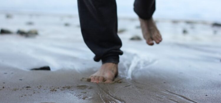 The Barefoot Investor: 5 Tips From Scott Pape