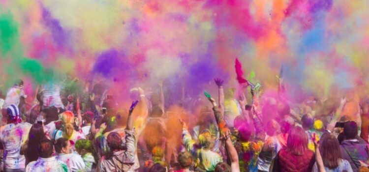 Group Madness Theory: Why Crowds Go Crazy Group Madness Theory: Why Crowds Go Crazy