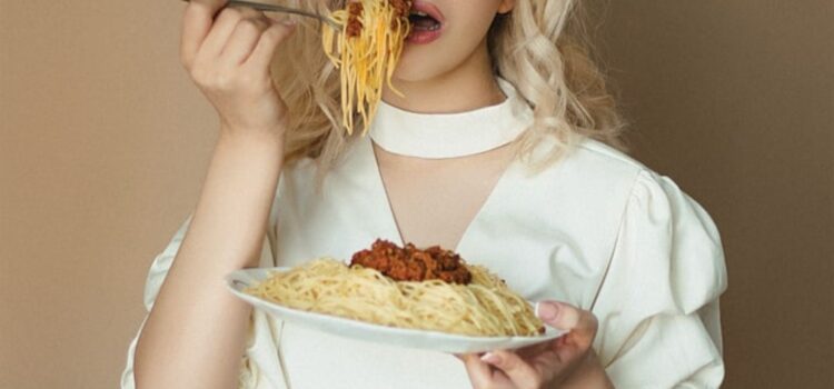 How to Practice Intuitive Eating: 4 Tips to Help You Enjoy Food How to Practice Intuitive Eating: 4 Tips to Help You Enjoy Food