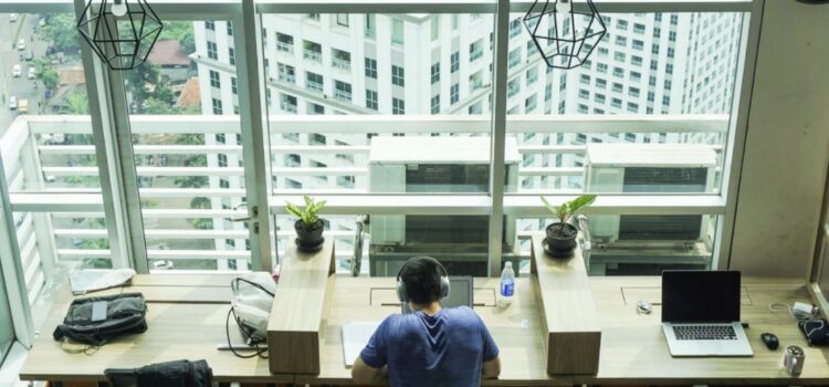 Independence at Work Promotes Competency Independence at Work Promotes Competency