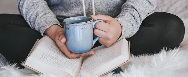 Benefits of Reading Every Day + 3 Reading Tips Benefits of Reading Every Day + 3 Reading Tips