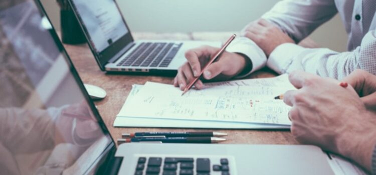 Defining Business Objectives: 3 Things to Consider Defining Business Objectives: 3 Things to Consider