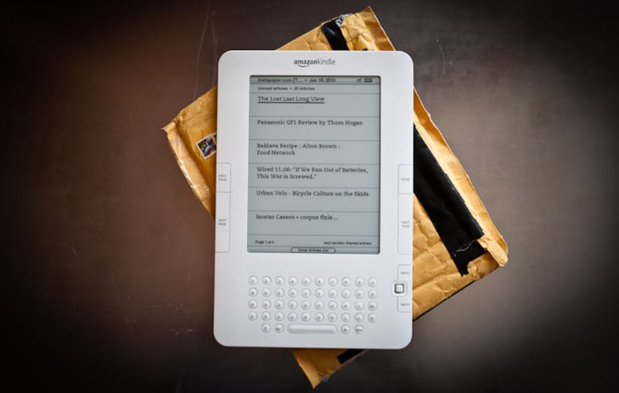Amazon and the History of the First Kindle Shortform Books