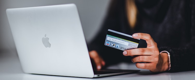 How to Avoid Being Scammed Online and in Person How to Avoid Being Scammed Online and in Person