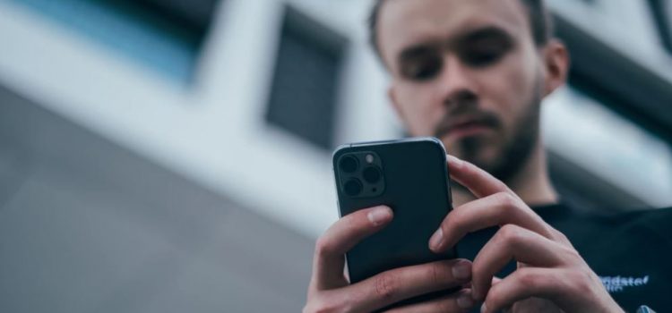 How to Reduce Phone Distractions: 2 Easy Steps