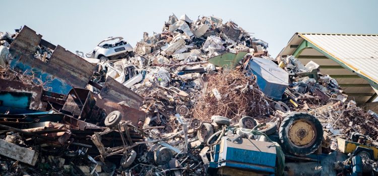Behind the Beautiful Forevers: Abdul the Trash Seller Behind the Beautiful Forevers Abdul: The Trash Seller