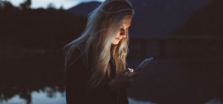 How to Stop Your “News Feed Scrolling” Addiction How to Stop Your “News Feed Scrolling” Addiction