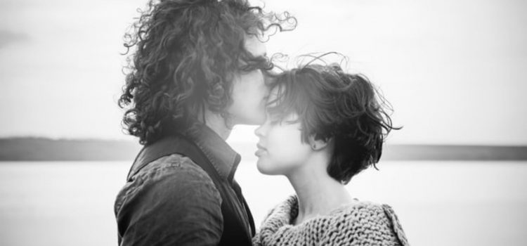 4 Healthy Relationship Habits to Improve Emotional Intimacy 4 Healthy Relationship Habits to Improve Emotional Intimacy