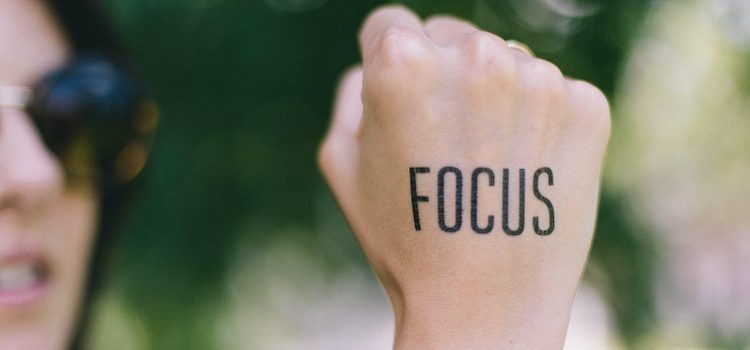 Tips for Staying Focused and Resisting Distractions