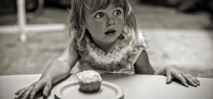 How to Grab Attention: Introduce the Unexpected How to Grab Attention: Introduce the Unexpected