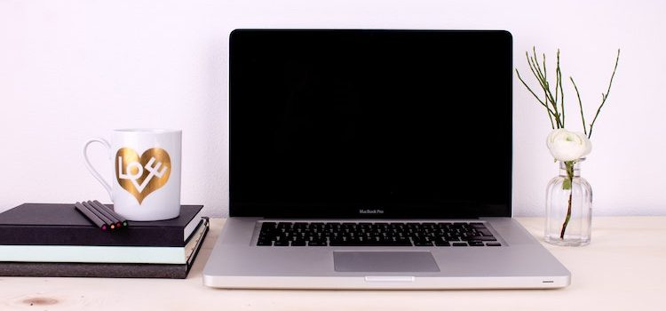 Love Your Job: The 4 Rules That Might Surprise You Love Your Job: The 4 Rules That Might Surprise You