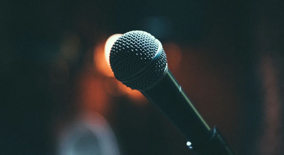 How to Define Your Message in Public Speaking Shortform Books