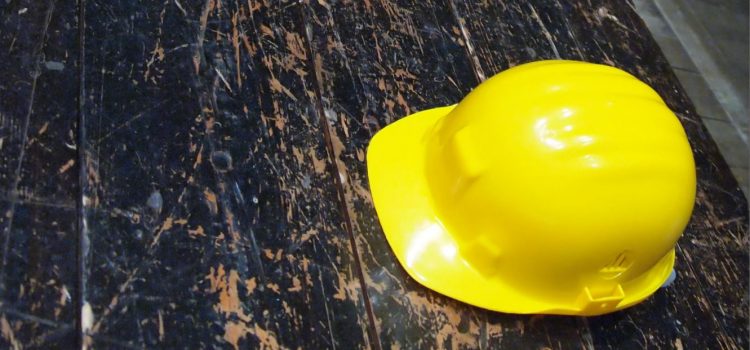Yellow Hat Thinking: Positive and Concrete Yellow Hat Thinking: Positive and Concrete