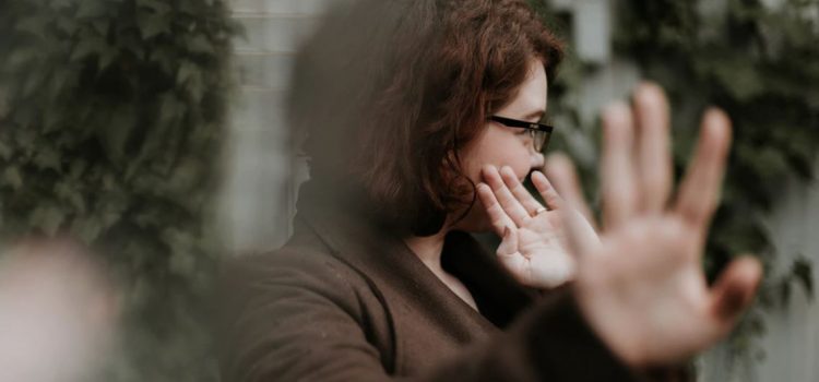 How to Know When It’s Time to Cut Off Toxic People How to Know When It’s Time to Cut Off Toxic People