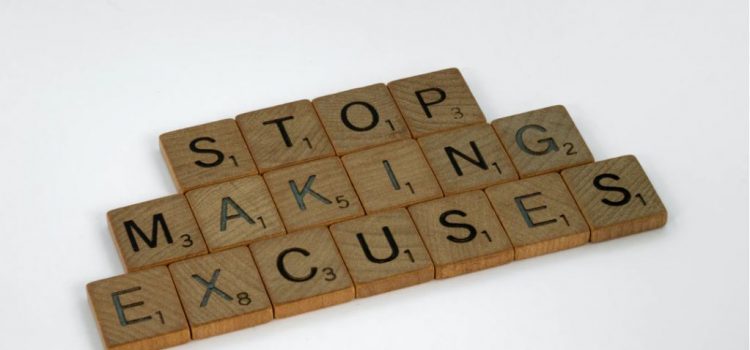Rachel Hollis: Girls, Stop Apologizing & Making Excuses