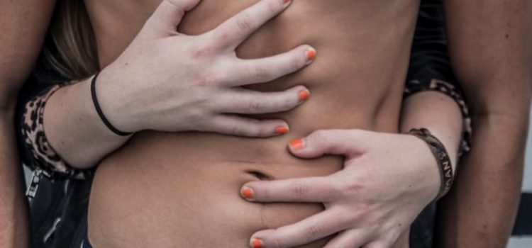 How to Give a Woman an Orgasm: Techniques & Tips How to Give a Woman an Orgasm: Techniques & Tips