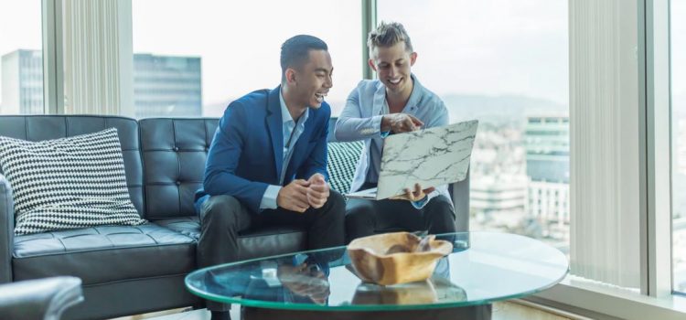 How to Satisfy Both Internal and External Customers How to Satisfy Both Internal and External Customers