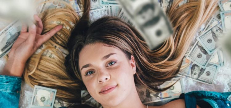 How to Manifest Money: Amass Riches Through Thought How to Manifest Money: Amass Riches Through Thought