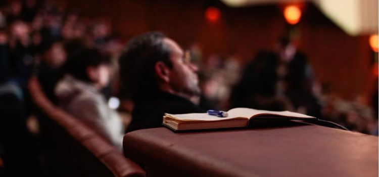 How to Engage an Audience When Public Speaking How to Engage an Audience When Public Speaking
