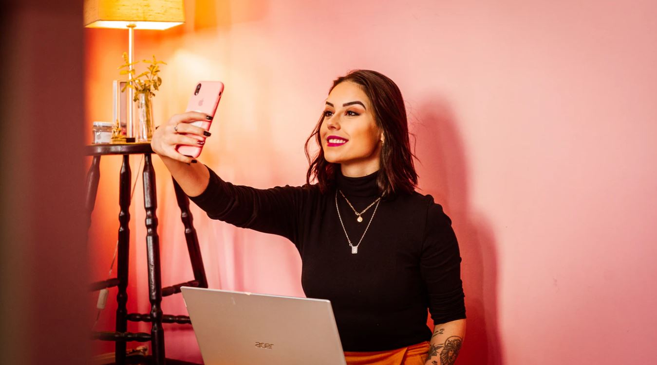 How Social Media Filters Create Toxic Beauty Standards Shortform Books