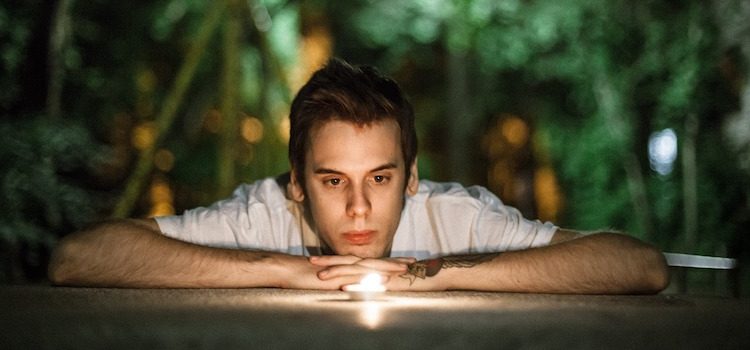 How to Face Reality: 3 Ways to See the Clear Picture How to Face Reality: 3 Ways to See the Clear Picture