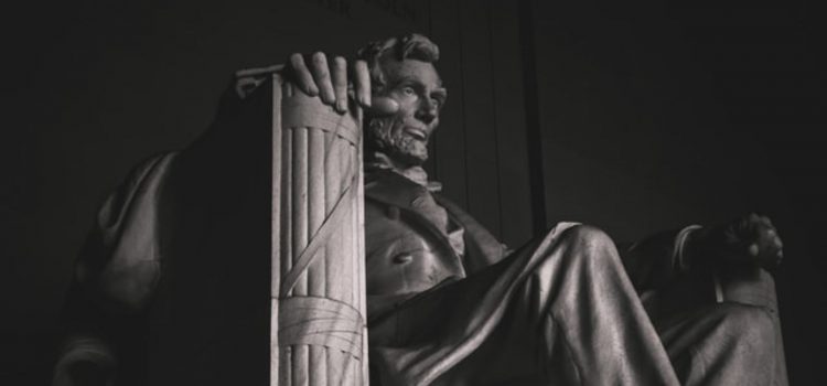 How Abraham Lincoln Freed the Slaves How Abraham Lincoln Freed the Slaves