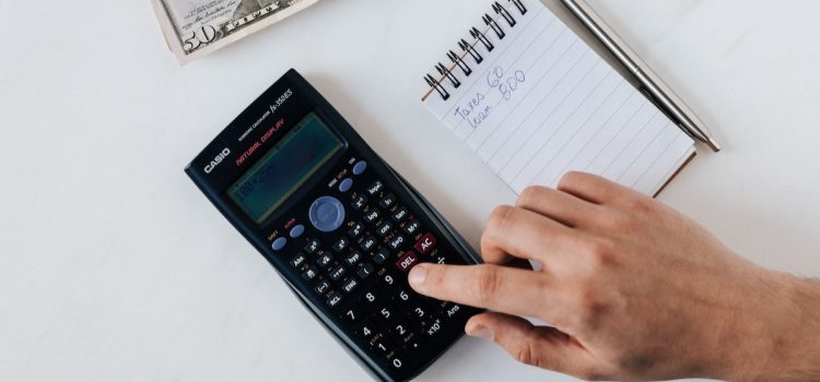 Long-Term Saving and Spending Tips: Plan for the Future Long-Term Saving and Spending Tips: Plan for the Future