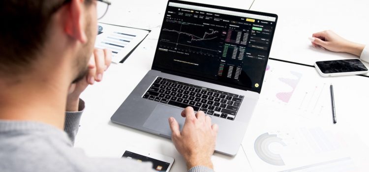 Should You Invest in Index Funds? Yes, Here’s Why Should You Invest in Index Funds? Yes, Here’s Why