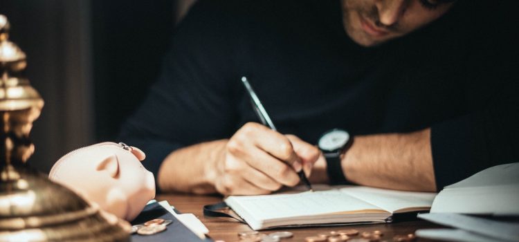4 Persuasive Copywriting Techniques to Boost Sales 4 Persuasive Copywriting Techniques to Boost Sales