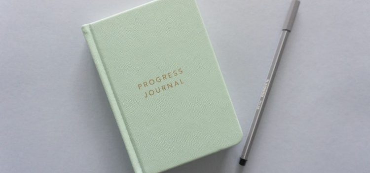 How to Track Progress (& Why It’s Important for Artists)