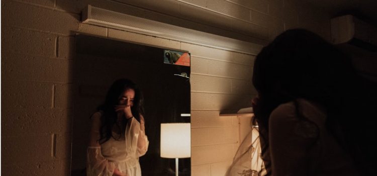 Rupi Kaur on Bad Body Image: “My Body Cries” Rupi Kaur on Bad Body Image: “My Body Cries”