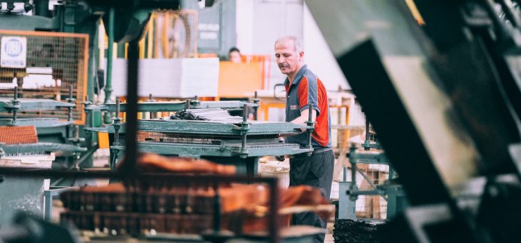 2 Factors That Influence the Cost of Labor (Adam Smith) 2 Factors That Influence the Cost of Labor (Adam Smith)