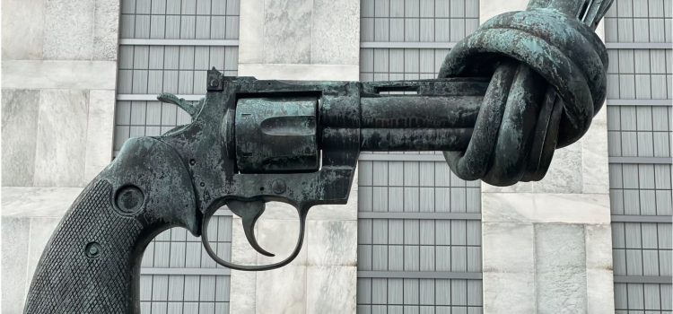 Background Checks for Gun Control: Effective or Useless? | Shortform Books