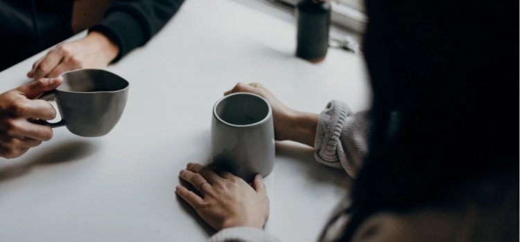 6 Discussion Questions From Crucial Conversations 6 preguntas de debate de Conversaciones cruciales