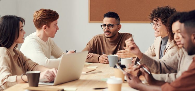 The 4 Types of Meetings at Work You Need