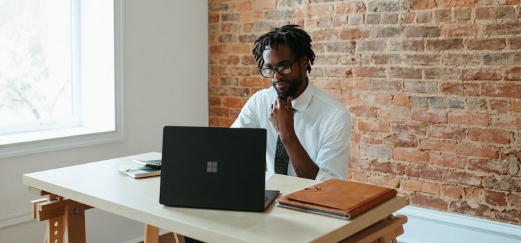 The Advantages of MOOCs & How to Get the Most Out of Them The Advantages of MOOCs & How to Get the Most Out of Them